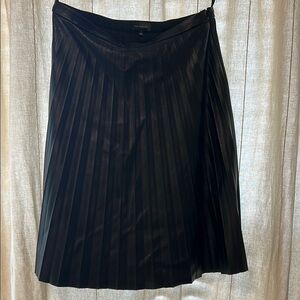 Faux Leather / Pleather Black Accordion Skirt - The Limited Size M
